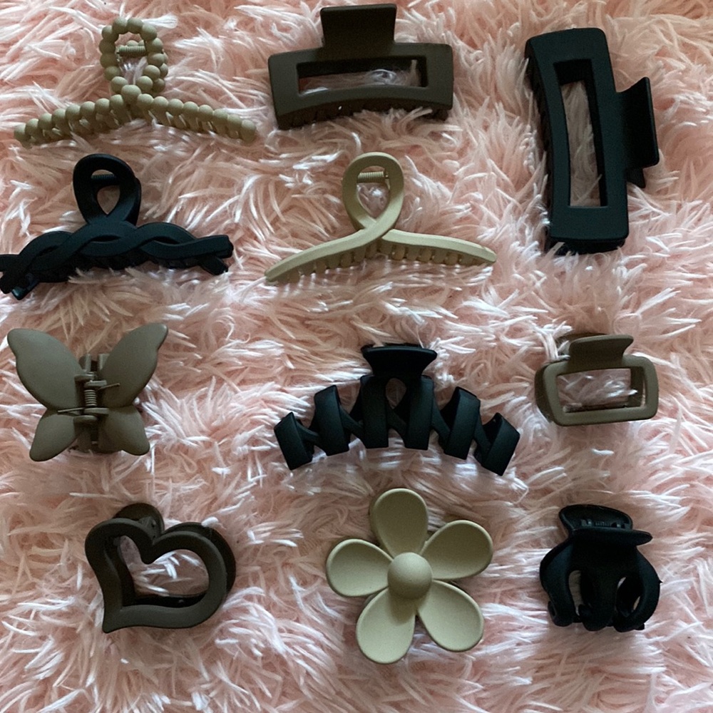11 neutral colored hair claw clips